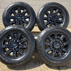 20” Black Wheels And Tires