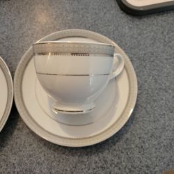 Tea Cup With Saucer . set Of 8 Cups