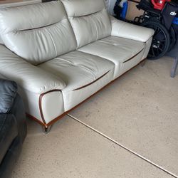 Cream Leather Couch 1100 At Room Place 