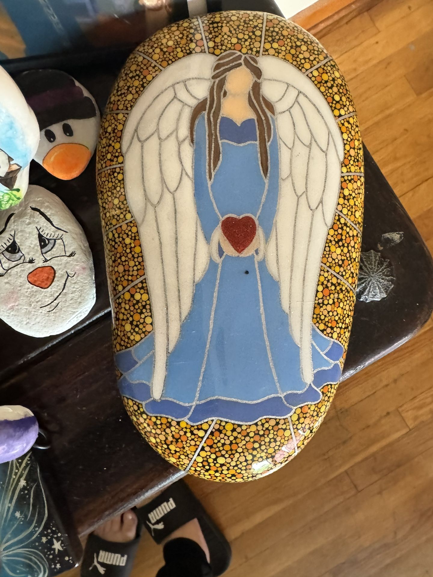 32” Heavy Painted Angel Rock 