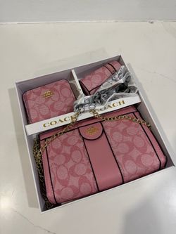 Coach 3 piece set