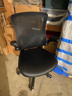 New Office Chair / No Bargain