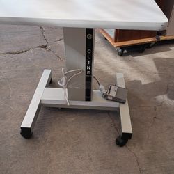 Motorized Table- Mesita Motorizada