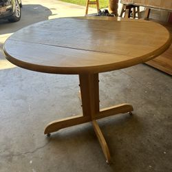 Round Table Drop Leaf 