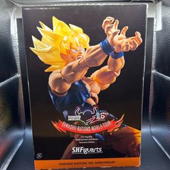 S.H.Figuarts Super Saiyan Son Goku 15th Anniversary Tamashii Nations Exclusive Dragon Ball Z