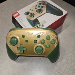 Nintendo Switch Pro Controller 
