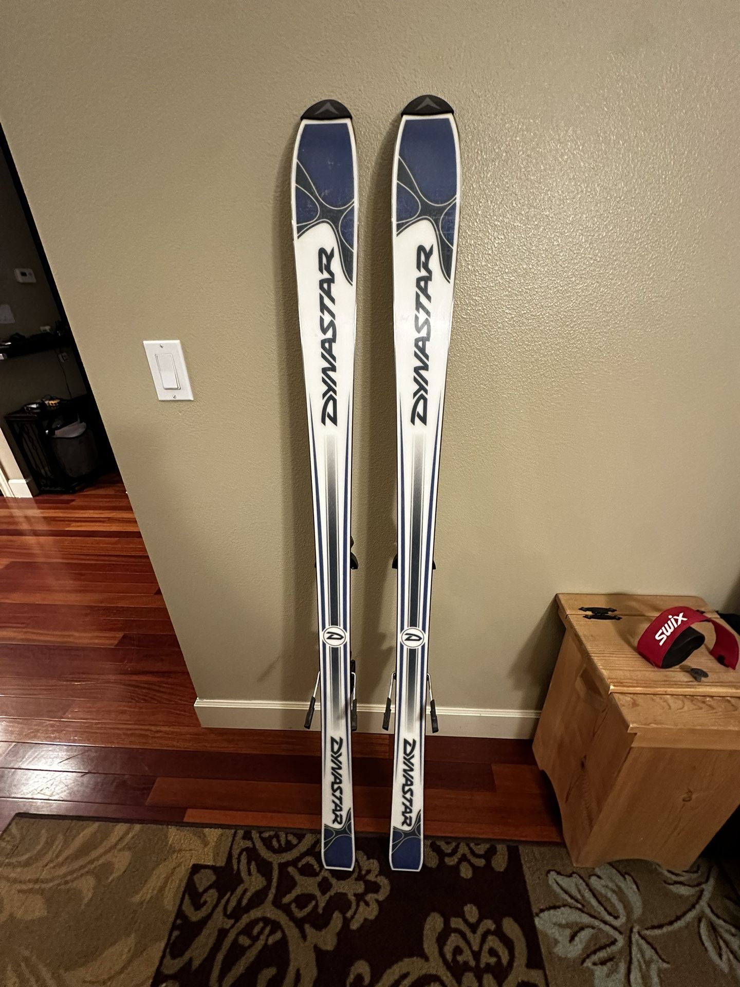 Dynastar Skis