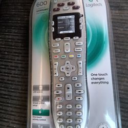 Logitech Harmony 600 Universal Programmable Remote Control Sealed  Brand New 