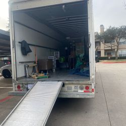 Movin/g