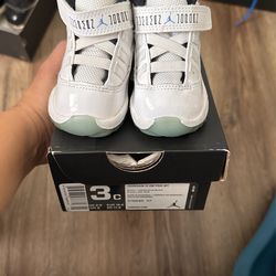 Jordan 11 Retro Legend Blue Kids 3c