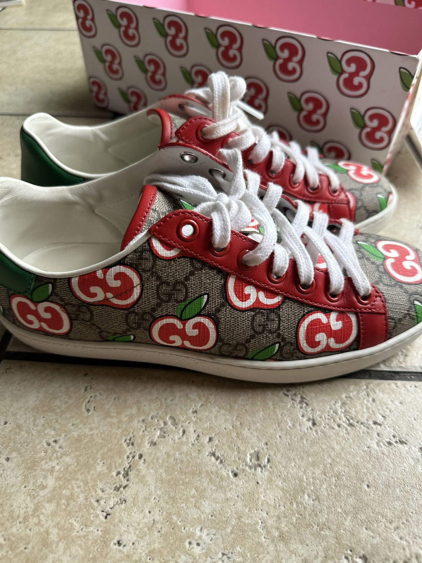 Gucci Sneaker Women 