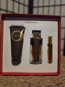 Ferragamo Spicy Leather Gift Set