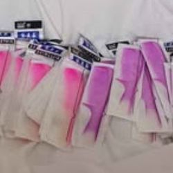 BUNDLE OF BRAND NEW COMBS 