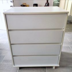 BRIGHT WHITE, CLEAN 4-DRAWER WOODEN DRESSER — FUNCTIONAL WITH REPAIRED DRAWER