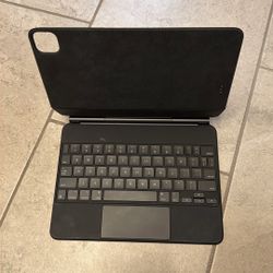 Apple Magic Keyboard 11’ Black