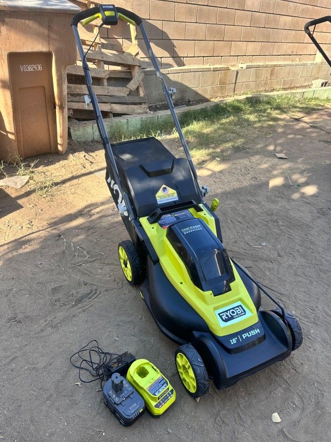 RYOBI ONE+ HP 16 in. 18V Brushless Cordless Walk Behind Lawn Mower with (1) 4.0 Ah Battery and (1) Charger
