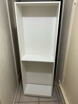 Bookcase/Storage Shelf