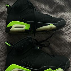 Electric Green 6’s Size 8 Men Almost New