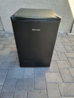 Mini fridge