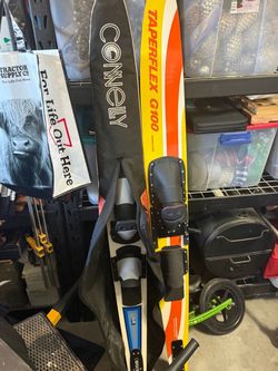 Connelly Taperflex G100 Fiberglass Water Ski