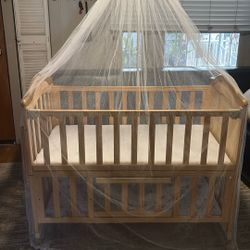 Wooden Mini Crib 