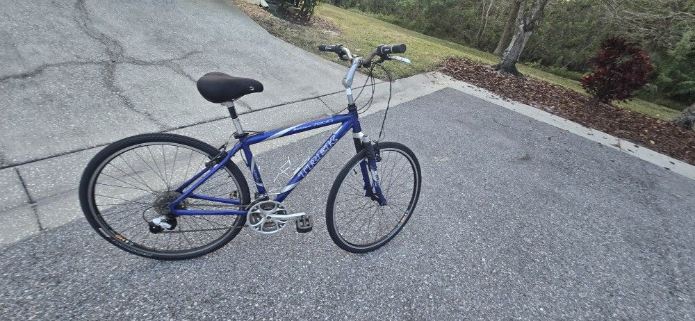 Trek Multitrack 7200