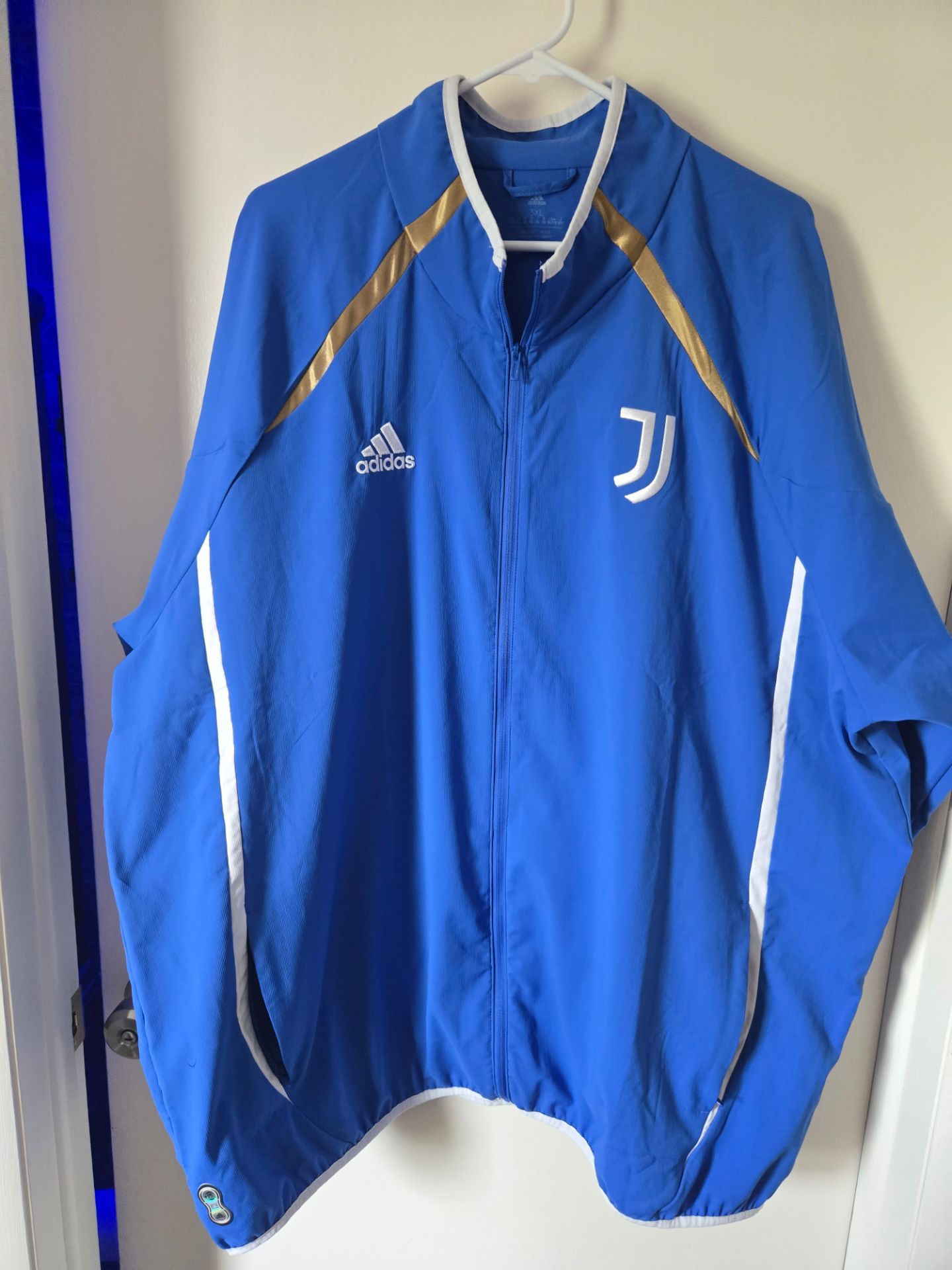Adidas Mens Light weight Jacket Blue and Gold Size 3XL Full Zip