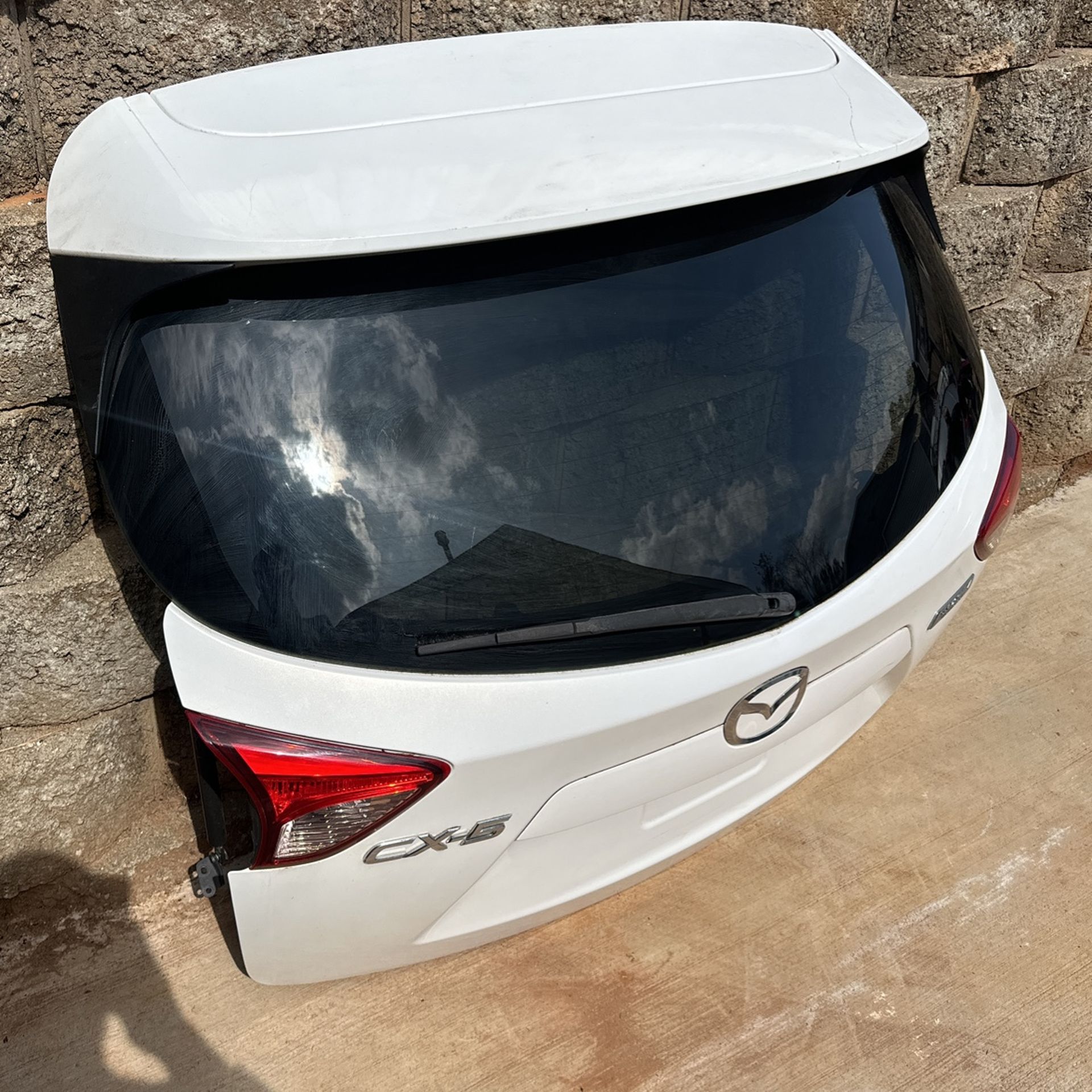CX-5 CX5 Mazda Trunk Lidgate Lid White 2013 2014 2015 2016 Manuel Rear Camera