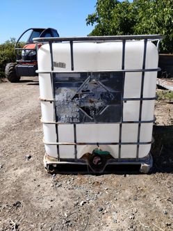 275 gallon tote