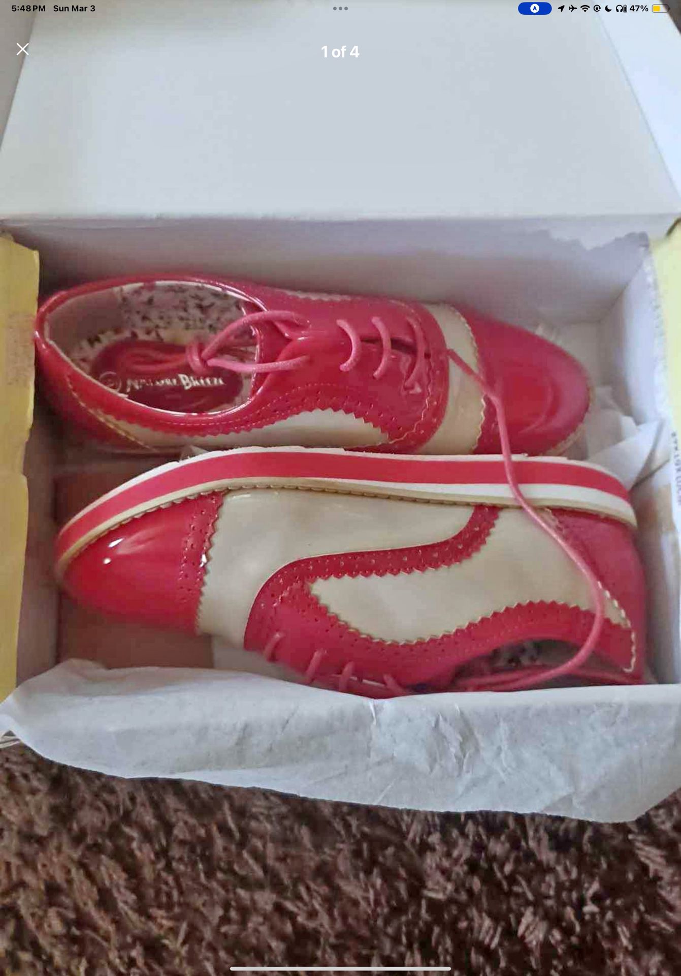 New in box Nature Breeze womens red and tan Journey 01 style several sizes