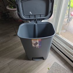 75 Liters Garbage Can