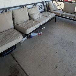 $1200  GREAT QUALITY  2 PIECE SECTIONAL VERY HEAVY