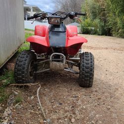 300cc Honda 4wheeler 