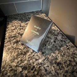 Bleu de Chanel Eau de Parfum Pour Homme