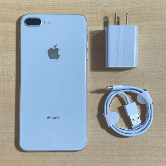 iPhone 8 Plus 64GB Unlocked like new / Under warranty / It's a store Buy with Confidence 