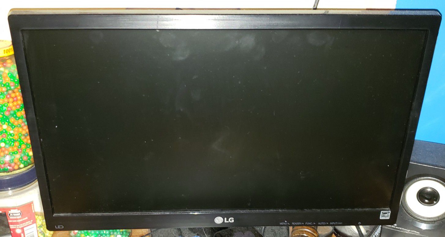 LG Computer Monitor Bundle