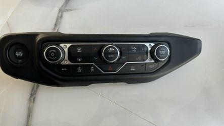 Jeep Gladiator Radio Control 