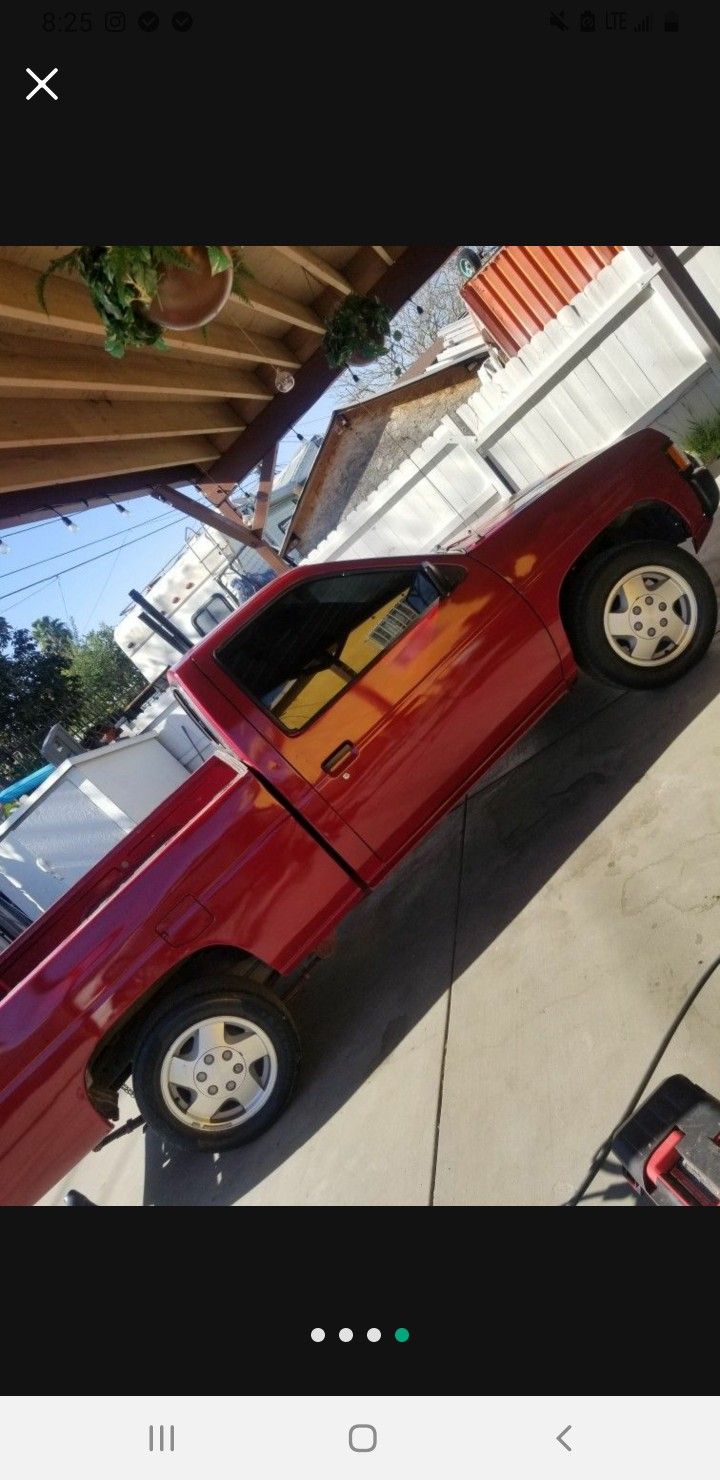 1993 Nissan Pickup