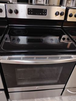 Stainless GE Electric glass top stove with warranty Delivery Available fee depends on address 🛣️🏠🚛