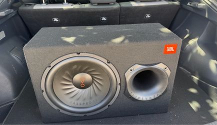 Jbl 12” sub w/ amp &box