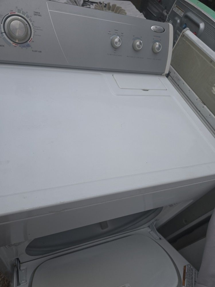 Whirlpool Gas Dryer Super Capacity And Heavy Duty Works Excellent
