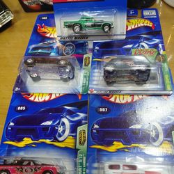Hot wheels treasure hunt cars