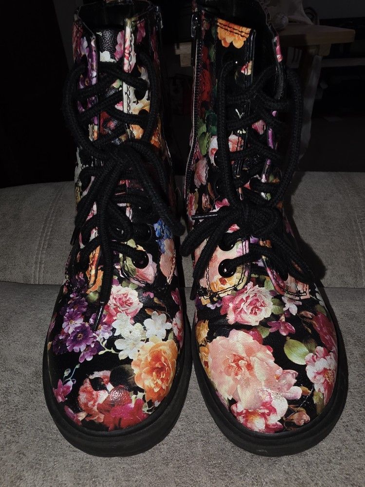 Floral Soda Boots