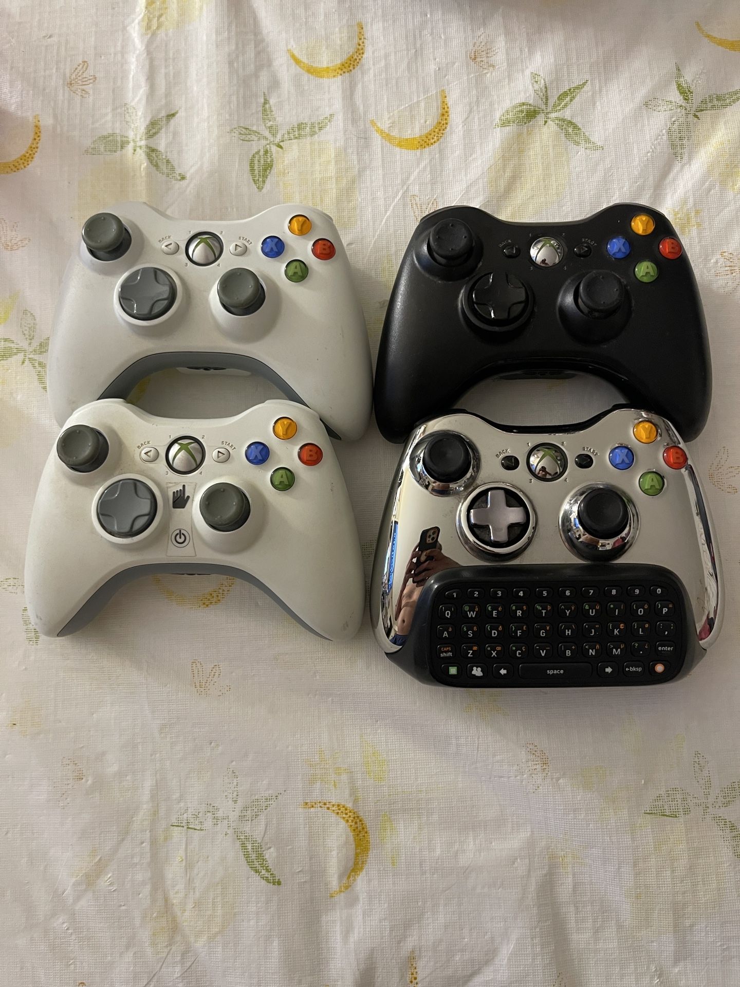 Xbox 360 Controller Missing The Back Cover 