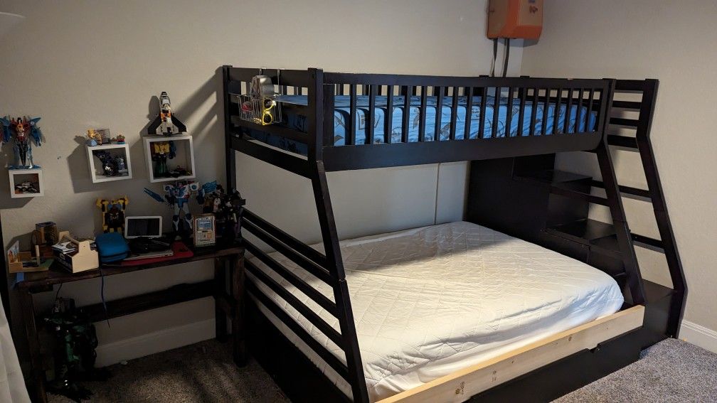 Bunk Bed With Storage