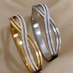 hot selling new cross line inlaid 18K gold-plated stainless steel bracelet with rhinestones,