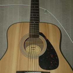 Yamaha Guitar