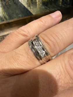 14K White Gold Natural Diamonds Nice Men’s Ring 