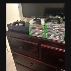 Xbox One Slim