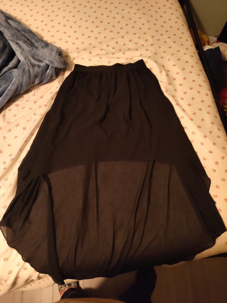 Black high-low Skirt